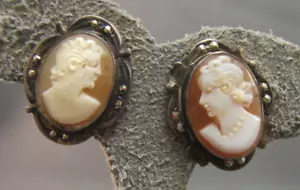 Pendientes de clip vintage camafeo marcasita 800 plata ligeramente diferentes - Imagen 1 de 4