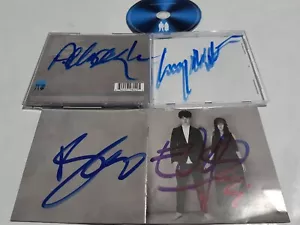 U2 autograph cd SONGS OF EXPERIENCE signed live BONO EDGE LARRY ADAM collectors - Bild 1 von 1