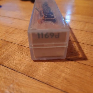 Vintage Astatic Turntable Record Player Cartridge / Needle # 1169d - Picture 1 of 3