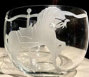 Wunderschöne Kristallglasschale geätztes Karussell Pferd 8,5" x 6" #15/1000 signiert EUC - Bild 1 von 4