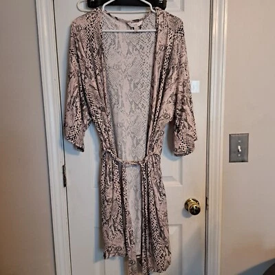 Bata con estampado de leopardo rosa Secret Treasures 2x Foto 1 de 2