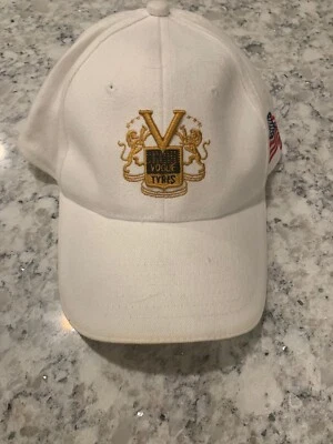 НОВЫЙ VOGUE ШИНЫ БЕЛЫЙ ГОЛЬФ БЕЙСБОЛЬНАЯ КЕПКА ШЛЯПА CREST CADILLAC ОГРАНИЧЕННОГО ТИРАЖА - Изображение 1 из 4