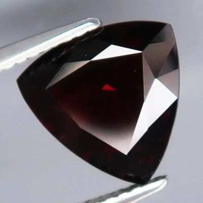 4.02Ct Natural Red Spinel Unheated Trillion Shape Loose Gemstone for Ring See VD - Image 1 of 2