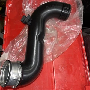 For BMW X5 F15 E70 LCI X6 E71 F16 N55 N54 Turbo Hose Charge Air Induction Tract - Picture 1 of 4