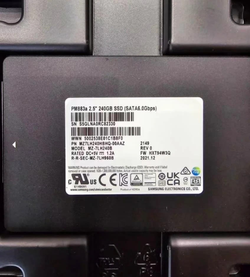 New Samsung PM883A 240GB SSD 2.5" SATA 6.0Gbps MZ-7LH240B MZ7LH240HBHQ-00AAZ - Image 1 of 1