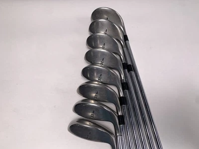 Conjunto de ferro híbrido Spalding Executive XE 4-PW+SW Jet Step feminino aço destro - Imagem 1 de 4