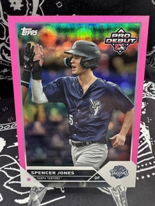 Spencer Jones - #135/199 - FUCHSIA FOIL - 2023 Topps Pro Debut - PD-59 - Bild 1 von 2
