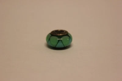 Pandora Cristal de Murano Cautivadores Triángulos En Verdes Dije 790636 Foto 1 de 4