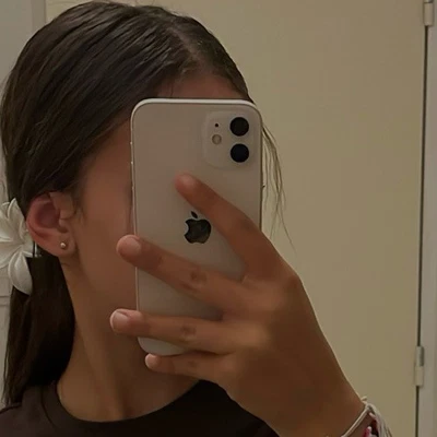 iPhone 12 - Photo 1/3