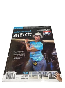 Internationaler Künstler Oktober November 2019 Magazin Mary White Xlnt #129 - Bild 1 von 4