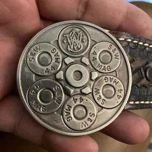 S&W Smith & Wesson 44 MAG 1981 Belt Buckle with leather belt - Picture 1 of 8