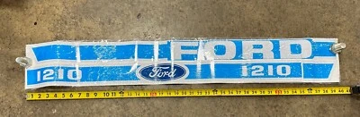 NUEVO KIT DE CALCOMANÍAS PARA CAPÓ TRACTOR FORD 1210 CALCOMANÍAS DE VINILO COMPACTAS DE ALTA CALIDAD 🎯 Foto 1 de 2