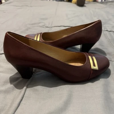 Clarks Shoes Ladies UK 6 Court Shoes Fearne Shine EE Wide Fit Office Corporate - Image 1 of 4