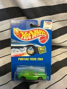 Tarjeta azul Hot Wheels #181 Pontiac Fiero 2M4 diecast 1:64 - Imagen 1 de 3
