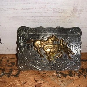 Vintage Nickel Satin Belt Buckle Silver Race Horses 1021 - Picture 1 of 3