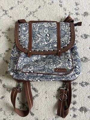 Mochila Sakroots Círculo de Artista Azul Floral Bordado Sillín Bolso Cartera Foto 1 de 4