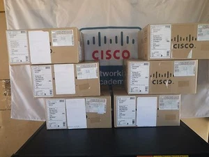 NUEVO conmutador Ethernet Gigabit Cisco WS-C2960G-8TC-L 2960G *NOB* *¡GARANTÍA DE 1 AÑO!!* - Imagen 1 de 5