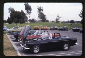 1977 Outdoor Car Show - Sunbeam Tiger Convertible - Vintage 35mm Car Slide - Picture 1 of 3