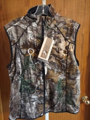 New Women’s Prois Hunting Apparel Real Tree Camo Fleece Vest Large Made In USA - Image 1 of 3