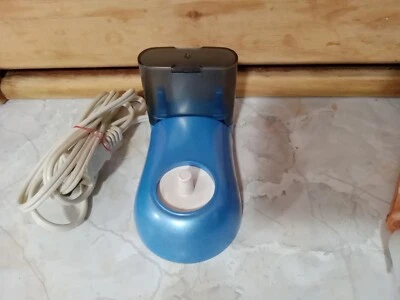 Go Smile Sonic blue LED Toothbrush Charger/Stand W/ Wall Plug EXC - Изображение 1 из 4