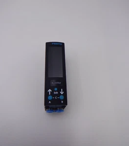 Sensor de presión Festo SDE3-D10Z-B-HQ4-2P-M8 540211 - Imagen 1 de 2