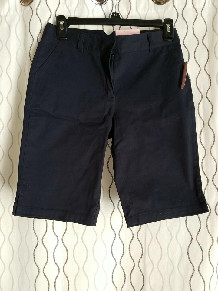 Chaps Approved Schoolwear Navy Stretch Bermuda Girls Shorts Size 14 Reg - Image 1 of 4