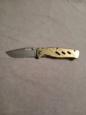 Cuchillo Buck 736 Treker XLT con fecha 2021 combo borde con fecha 2021 Foto 1 de 4