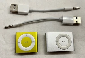 Lote 2 Apple iPod A1373 y A1204 sin probar - Imagen 1 de 6