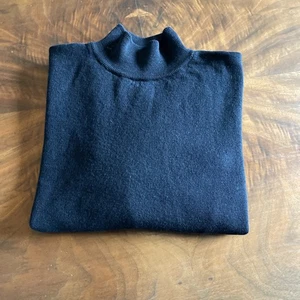 Henri Bendel Italian Extrafine Merino Wool Black Mock Neck Sweater Size Small - Picture 1 of 12