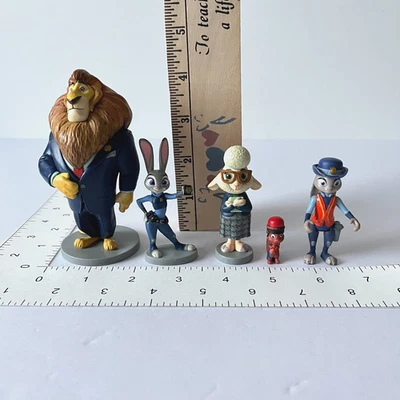 Lote 5 Figuras Disney Zootopia Juguetes Judy Hopps Seguridad Ardilla Mayor Corazón de León Foto 1 de 4