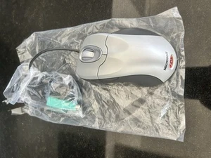 NEW Microsoft 1004 Intellimouse Explorer 4.0 A Usb Wired 5 Buttons Tilt Wheel - Zdjęcie 1 z 7