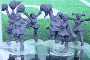 6 pz Cheerleaders Mini RPG in miniatura da tavolo Blood Fantasy Football Bowl Squadra - Foto 1 di 7