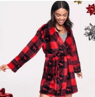 Victoria's Secret розовый буйвол клетку собаки логотип плюшевый халат для ванны черный красный размер XS/S - Изображение 1 из 4