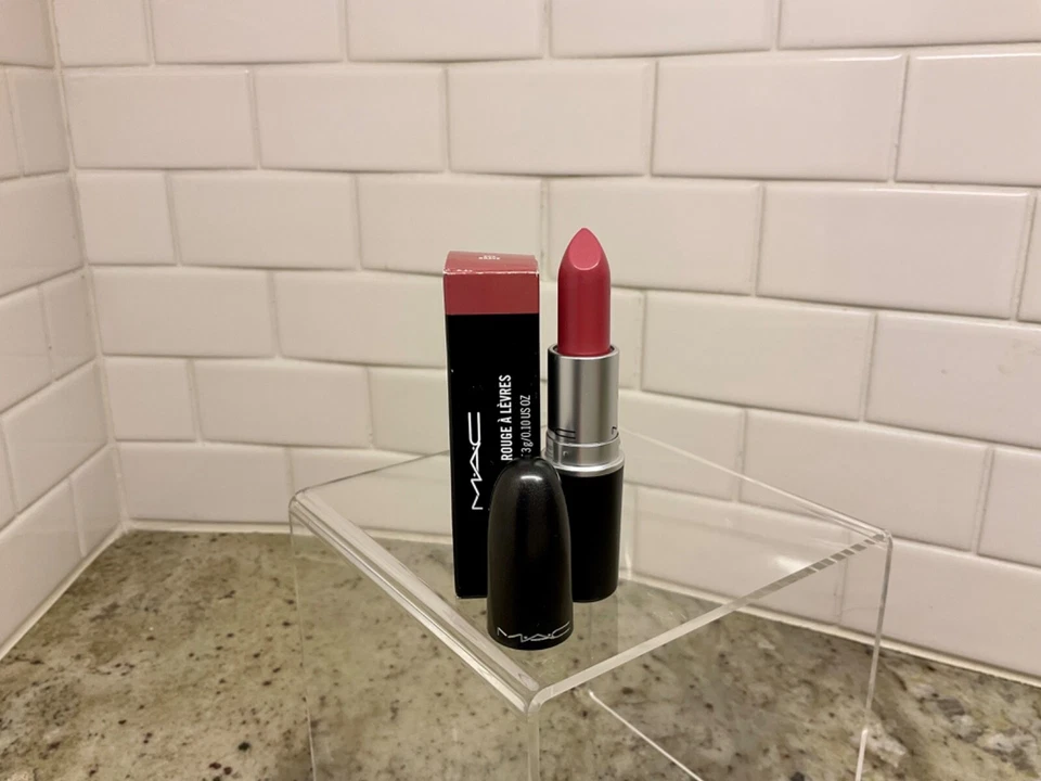 Mac Satin Lipstick Brave 3g 0.1 Oz