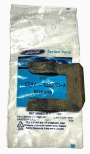Clip de cilindro/retenedor de cerradura de puerta/baúl genuino Ford NOS C5AZ-6222023-A - Imagen 1 de 2