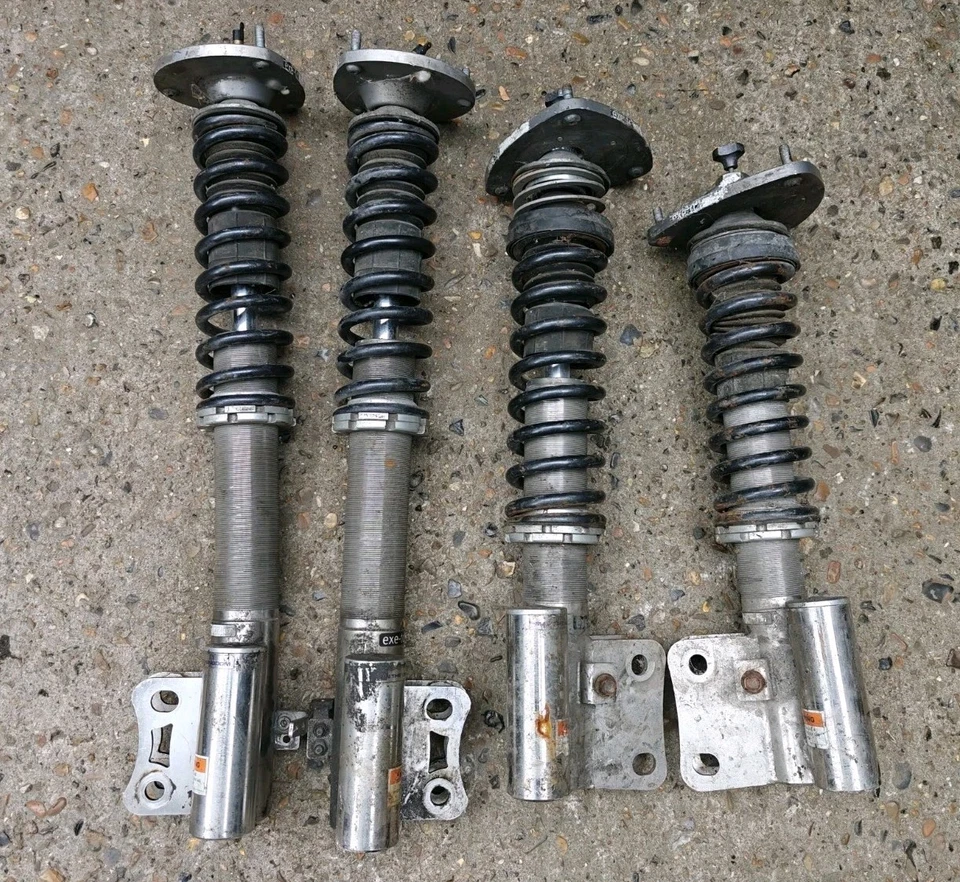 Kit de suspensión coilover Subaru Impreza WRX STi 2002-2006 X4 delantero trasero X1 doblado  Foto 1 de 4