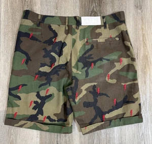 Vendo: Rarissimo pantaloncino Kith White Label 2.0 Lightning Bolt 2013 - fatto a mano - Foto 1 di 10