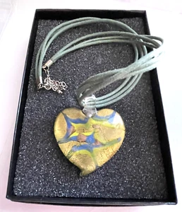 Vintage Art Deco Green Glass Gold Accented Pendant Leather Strand 16" Necklace - Picture 1 of 6