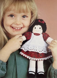PATRÓN DE COSTURA Jean Greenhowe Muñeca Bien Vestida - 5 Trajes Juguete 25cm Alto - Imagen 1 de 12