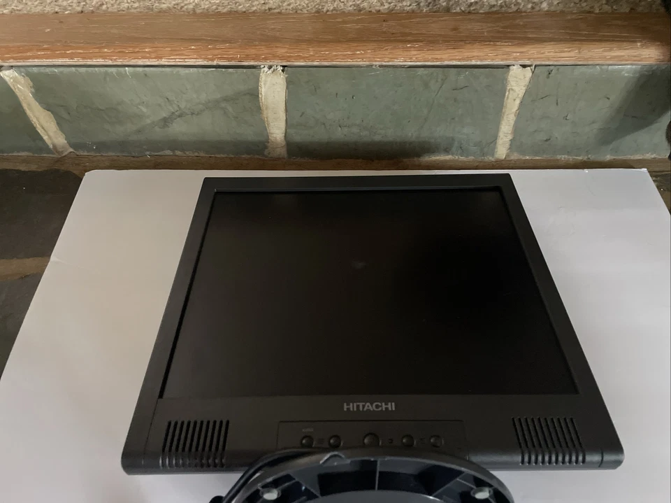 Computer Monitors/Hitachi CML174SXWB 17'' LCD Monitor W/Base DVI Input - Image 1 of 4