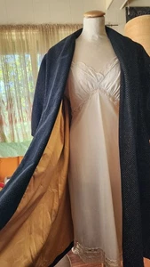 Midcentury Gold Sparkle Opera Coat, 50er Jahre Samt & Satin Puffärmel Regency - Bild 1 von 10