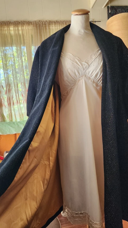 Midcentury Gold Sparkle Opera Coat, 1950s Velvet & Satin Puff Sleeve Regency - Image 1 of 4