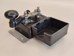 Ancienne clé télégraphique morse une plate-forme pour fixation militaire URSS - Photo 1/14