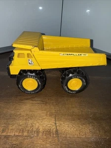 Vintage Remco Caterpillar Dump Truck 785 Yellow 1985 - Picture 1 of 9