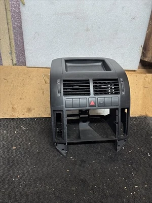 Volkswagen Polo MK4 9N3 Centre Console Dashboard Stereo Surround Trim - Image 1 of 4
