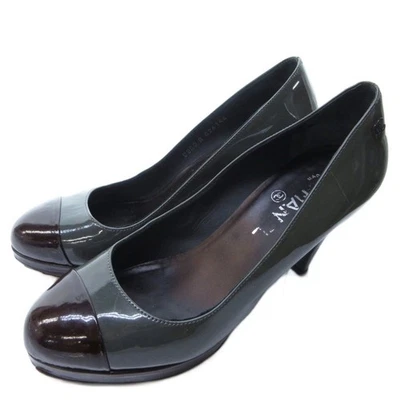 Zapatos de salón Chanel para mujer talla 38 charol verde Foto 1 de 4