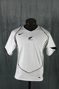 Team New Zealand Soccer Jersey (Retro) - 2004 Home Jersey by Nike - Men's Small - Picture 1 of 7