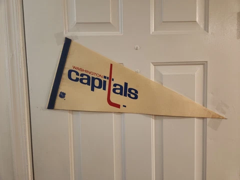 Rare Vintage Washington Capitals 30X12 Pennant NHL Hockey Cover