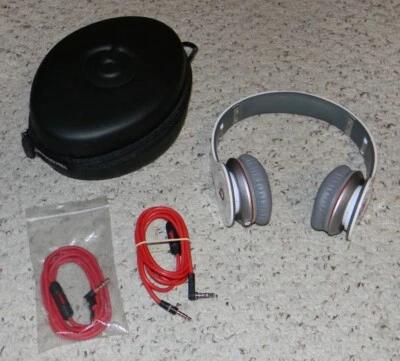 Beats by Dr. Dre Solo HD - Over the Ear Headphones (Wired) - White - Image 1 of 4