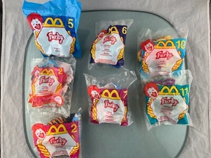 McDonalds Furby Peluche Llavero Tigre Clip Happy Meal Juguete 2000 Nuevo en Paquete + 1 1998 Furby - Imagen 1 de 11